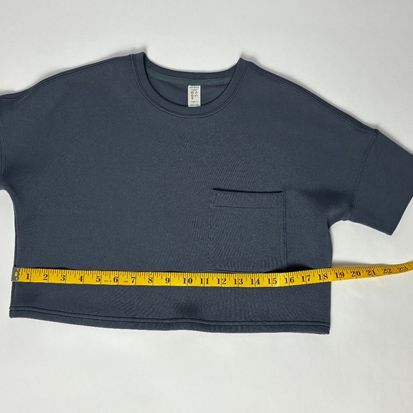 Spanx AirEssentials Cropped Tee Small – Smoke Gray - Picture 5 of 7